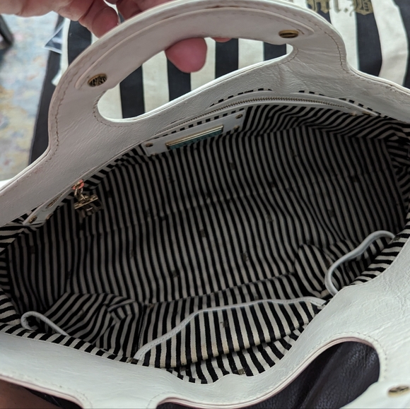 L.A.M.B leather handbag - Picture 4 of 4